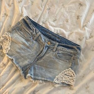 AE Women's Distressed Denim Shorts with Crochet